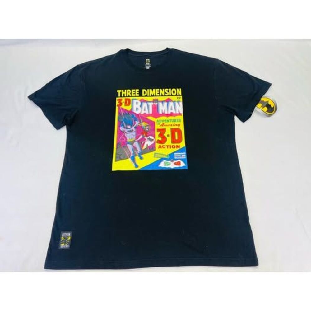 Batman 80th Anniversary 3D T-shirt NWT Size Extra Large XL